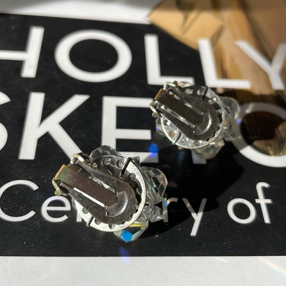 VINTAGE AB RHINESTONES CLIP BACK CLUSTER EARRINGS OLD HOLLYWOOD GLAMOUR - Picture 4 of 5